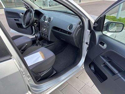 Occasion Ford Fusion Style 80 PK (58 kW) 2008 Zilver Hatchback