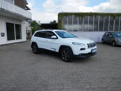 Käytetty Jeep Cherokee Limited 200 HP (147 kW) 2016 Valkoinen Katumaasturi