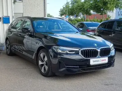 Gebraucht BMW 520 Efficient Dynamics 190 PS (139 kW) 2022 Schwarz Limousine
