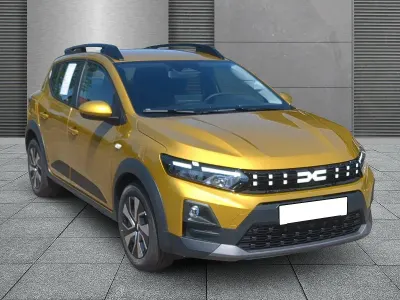 Neu Dacia Sandero Expression 110 PS (80 kW) 2026 Amber yellow SUV