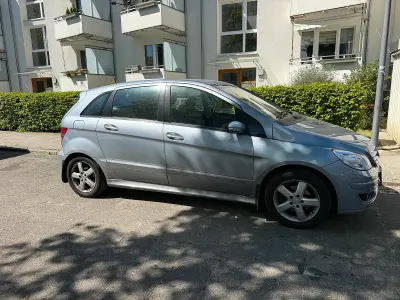 Second-hand Mercedes B200 136 CP (100 kW) 2005 Gri Monovolum