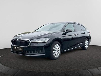 Second-hand Skoda Superb Essence 150 CP (110 kW) 2025 Negru Break