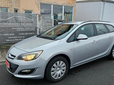 Silber Gebraucht 2013 Opel Astra Kombi | 5.599 € (Fairer Preis)