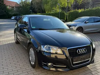 Second-hand Audi A3 Sport 105 CP (77 kW) 2011 Negru Hatchback