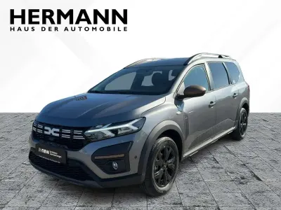 Neu Dacia Jogger Extreme 110 PS (80 kW) 2025 Dolomit grau Van / Kleinbus
