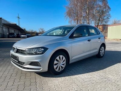 Gebraucht VW Polo 65 PS (47 kW) 2019 Silber Kleinwagen