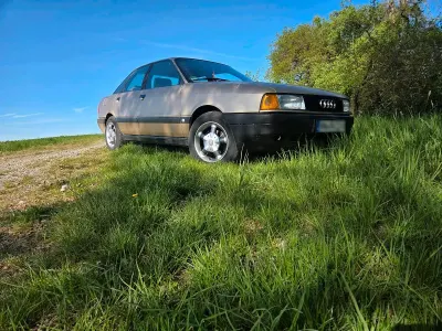 Gebraucht Audi 80 90 PS (66 kW) 1986 Gold Limousine