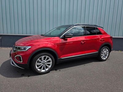 Rot Gebraucht 2024 VW T-Roc IQ Drive SUV | 25.990 € (Fairer Preis)