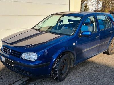 Blau Gebraucht 2001 VW Golf Edition Limousine | 999 € (Superpreis)