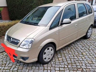 Gebraucht Opel Meriva 66 PS (48 kW) 2009 Gold Van / Kleinbus