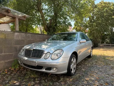 Gebraucht Mercedes E240 Elegance 2003 Silber Limousine
