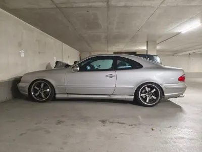 Gebraucht Mercedes CLK430 Avantgarde 277 PS (203 kW) 2001 Silber Coupé