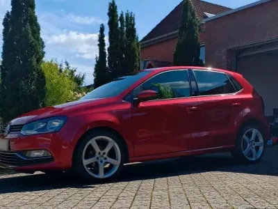 Gebraucht VW Polo Comfortline 90 PS (66 kW) 2017 Rot Kleinwagen