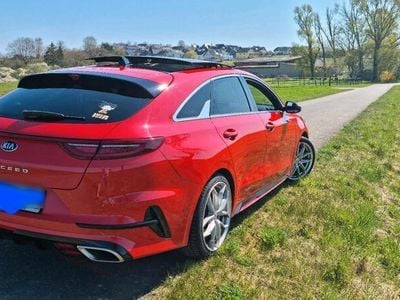 Kia ProCeed GT
