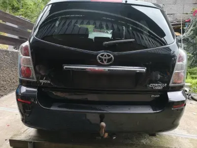 Gebraucht Toyota Corolla Verso 177 PS (130 kW) 2009 Schwarz Van / Kleinbus