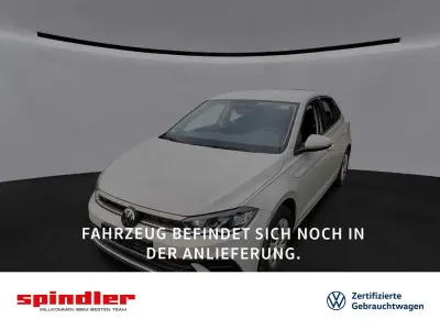 Gebraucht VW Polo Life 80 PS (58 kW) 2022 Grau Kleinwagen