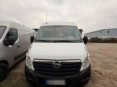Gebraucht Opel Movano 131 PS (96 kW) 2017 Weiß Van / Kleinbus