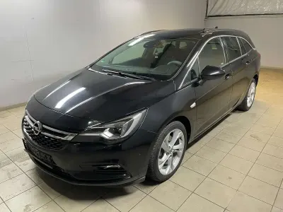 Używany Opel Astra Dynamic 160 KM (117 kW) 2018 Czarny Kombi