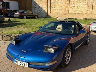 Usata Corvette C5 344 CV (253 kW) 2002 Blu Cabrio