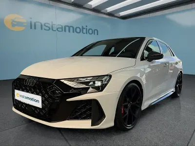 Gebraucht Audi RS3 Sportback 400 PS (294 kW) 2025 Weiß Kleinwagen