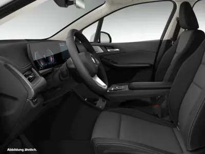 Gebraucht BMW 220 Active Tourer Comfort Edition 156 PS (114 kW) 2025 Van / Kleinbus