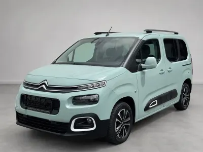 Gebraucht Citroën Berlingo Feel 131 PS (96 kW) 2018 Blau Van / Kleinbus