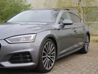 Gebraucht Audi A5 Sportback Sport 231 PS (169 kW) 2019 Grau Kleinwagen