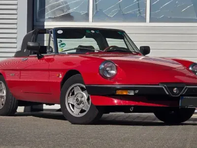 Gebraucht Alfa Romeo Spider 103 PS (75 kW) 1989 Rot Cabrio