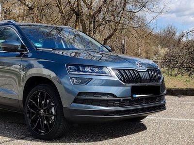 gebraucht Skoda Karoq 1.5l TSI DSG STYLE*ACC*Kamera*Navi*AHK*