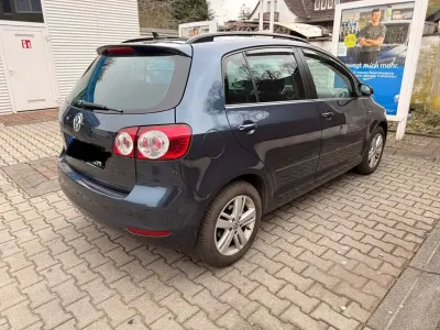 Używany VW Golf Plus Cross Match 105 KM (77 kW) 2012 Niebieski Minivan