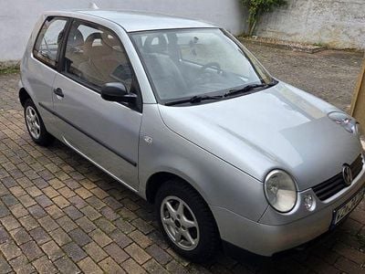 Gebraucht VW Lupo Basis 50 PS (36 kW) 2002 Silber Kleinwagen
