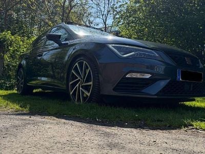 Usata Seat Leon ST 4Drive 300 CV (220 kW) 2018 Grigio Station wagon