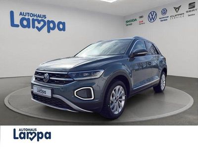 Second-hand VW T-Roc Style 110 CP (80 kW) 2024 Albastru SUV