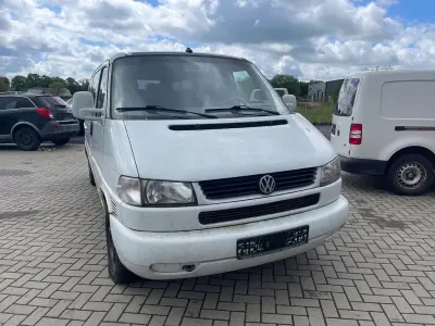 Gebraucht VW Caravelle 88 PS (64 kW) 2001 Weiß Van
