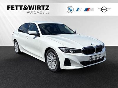 Nouă BMW 318 Shadowline 156 CP (114 kW) 2025 Alb Berlinǎ