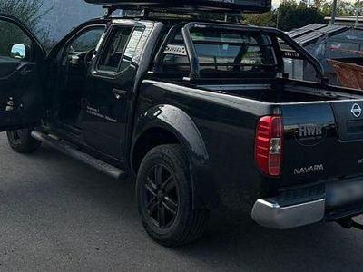 Gebraucht Nissan Navara 144 PS (105 kW) 2015 Schwarz Pickup
