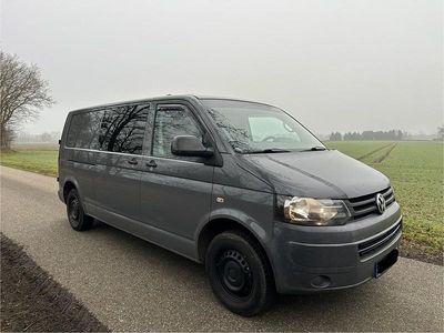 Grau Gebraucht 2013 VW Transporter Van | 7.390 € (Fairer Preis)