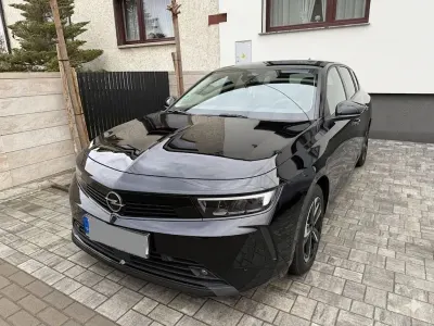Gebraucht Opel Astra Business Edition 110 PS (80 kW) 2024 Schwarz Kleinwagen