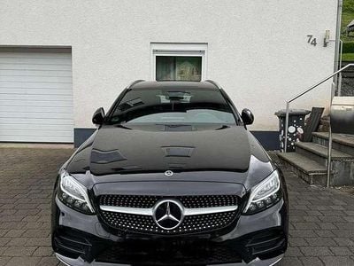 Gebraucht Mercedes C300 AMG line 258 PS (189 kW) 2018 Schwarz Kombi
