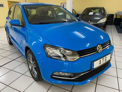 Gebraucht VW Polo Highline 110 PS (80 kW) 2015 Cornflower blue Kleinwagen