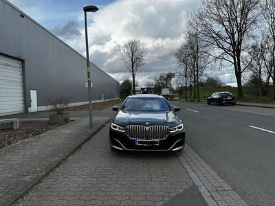 BMW 730