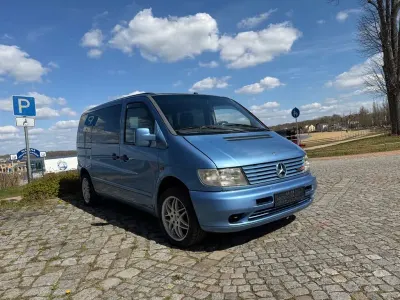Używany Mercedes Vito 122 KM (89 kW) 2001 Niebieski Van
