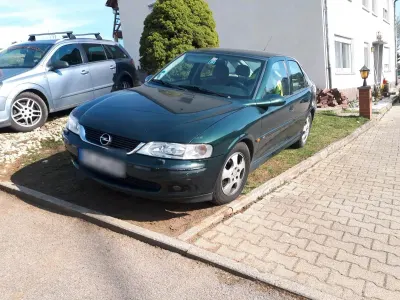Gebraucht Opel Vectra 135 PS (99 kW) 2000 Grün Limousine