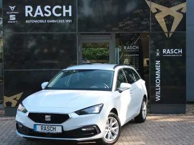 Gebraucht Seat Leon Style 150 PS (110 kW) 2023 Weiß Limousine