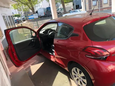 Brugt Peugeot 208 Access 68 HK (50 kW) 2016 Rød Hatchback