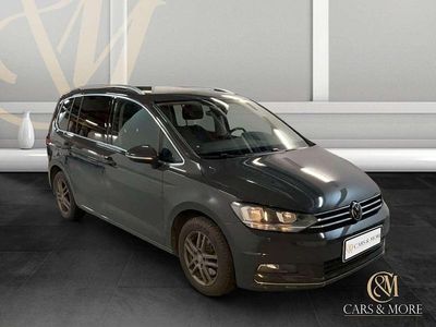 Gebraucht VW Touran 122 PS (89 kW) 2023 Grau Van / Kleinbus