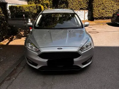 Gebraucht Ford Focus 120 PS (88 kW) 2017 Silber Kombi