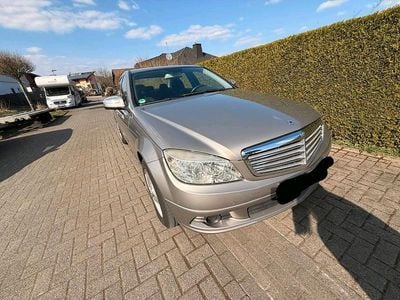 Gebraucht Mercedes C180 154 PS (113 kW) 2007 Gold Limousine