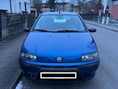 Usata Fiat Punto 60 CV (44 kW) 2002 Blu Utilitaria