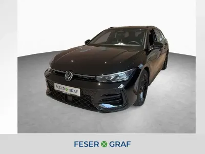 Gebraucht VW Passat R-line 150 PS (110 kW) 2026 Grenadillschwarz metallic Kombi